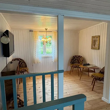 Traditional In Lofoten - Seaside On A Secluded Street Feriehus *