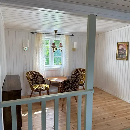 Heritage House In Lofoten With Modern Comfort & Scenic Views