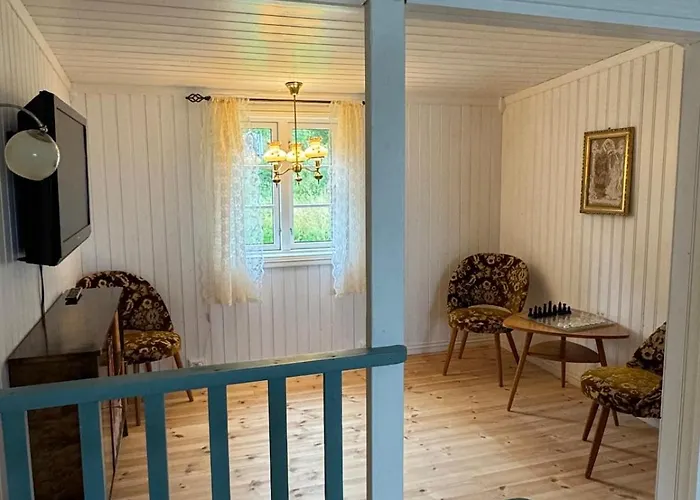 Traditional In Lofoten - Seaside On A Secluded Street Hébergement de vacances *